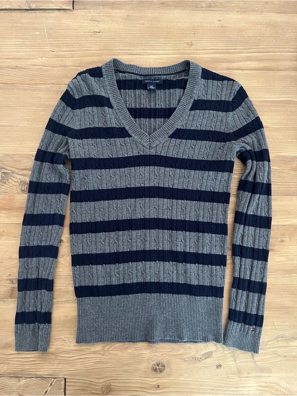 Tommy Hilfiger V-Neck Striped Cable Knit Sweater - Gray & Navy